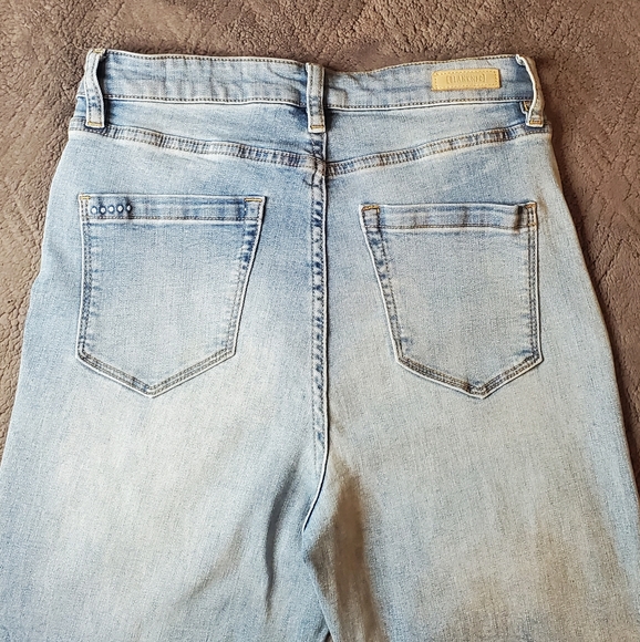 BlankNYC The Baxter Rib Cage Straight Leg Jeans - Picture 6 of 14